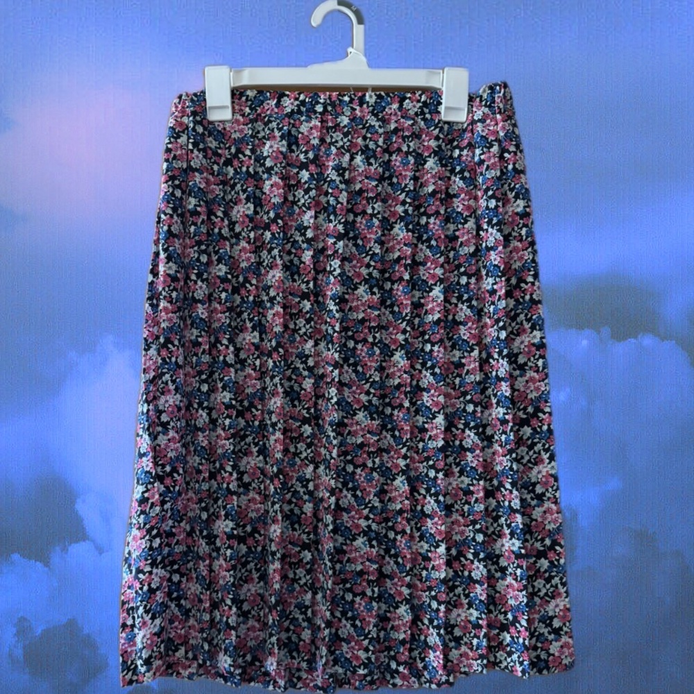 Vintage 1980s pink, black, blue floral pleated knee length skirt.